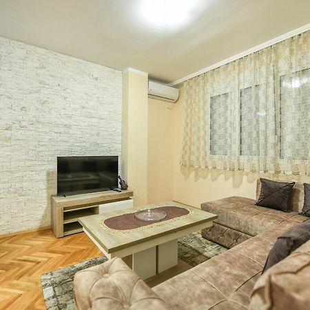 Apartman Centar 2 بودغوريتْسا المظهر الخارجي الصورة