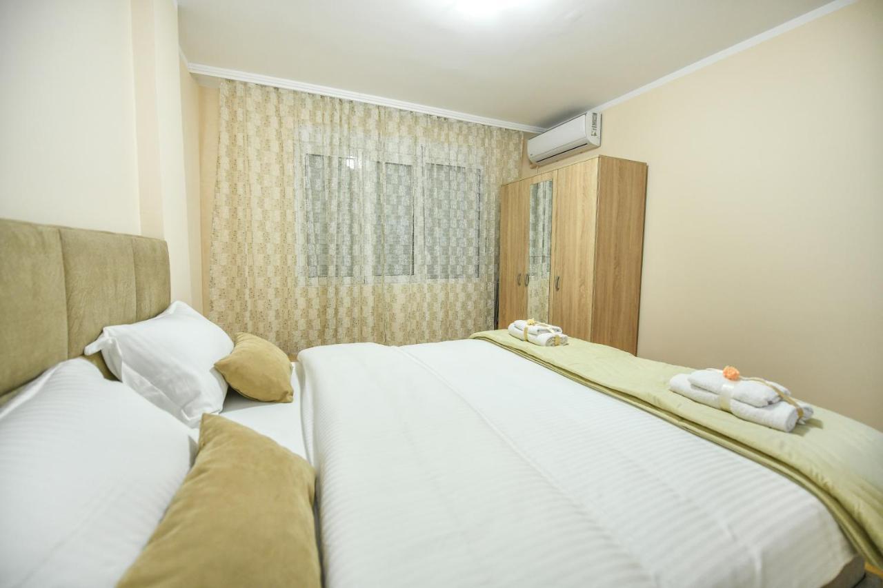 Apartman Centar 2 بودغوريتْسا المظهر الخارجي الصورة